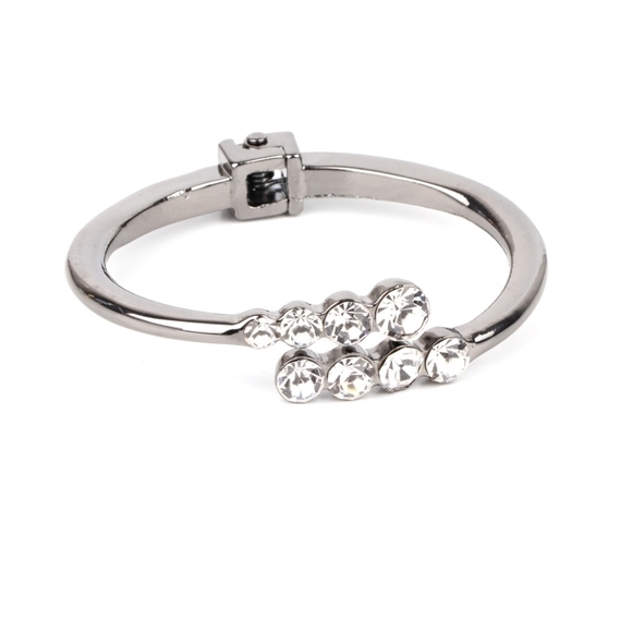 𝅺Defying Dazzle Bracelet - Picture 2 of 2